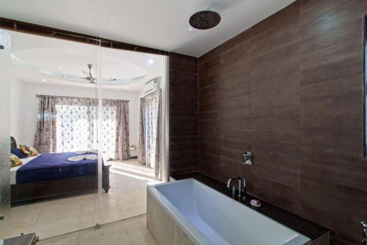 Luxury Rental With Kids Playroom In Goa Calangute Eksteriør billede